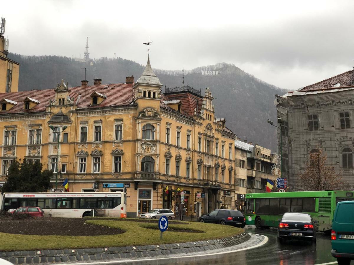 Muresenilor 28 Braşov Exteriör bild